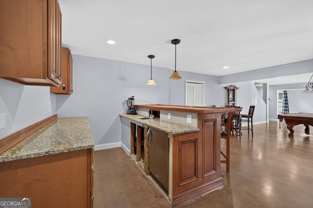 1664 Maes Overlook, Loganville, GA 30052