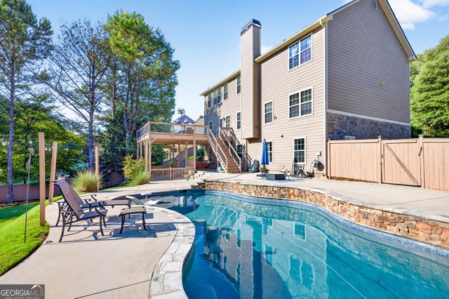 1664 Maes Overlook, Loganville, GA 30052