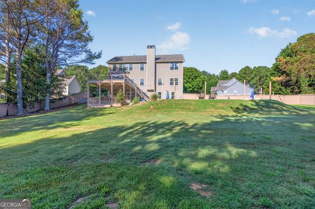 1664 Maes Overlook, Loganville, GA 30052