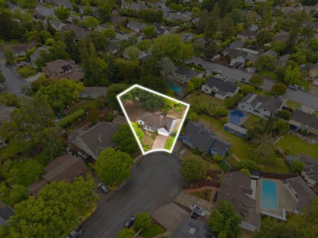 1711 William Henry Court, Los Altos, CA 94024