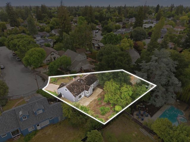 1711 William Henry Court, Los Altos, CA 94024