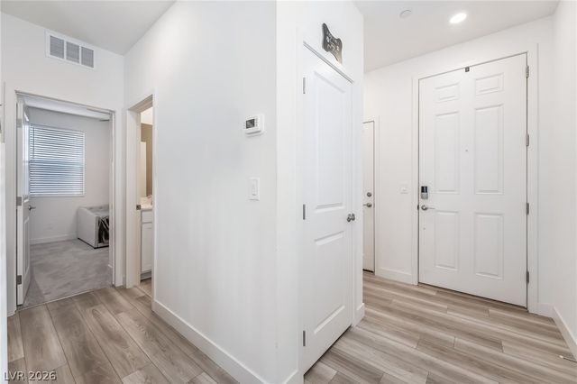 670 Tranquil Bay Court, Henderson, NV 89002