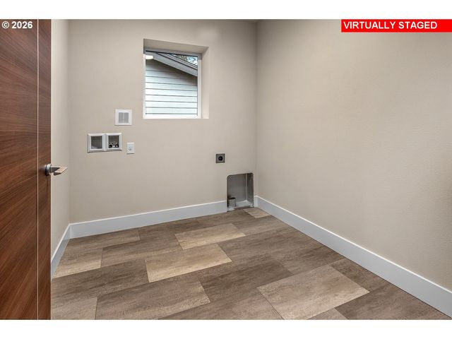 15777 Sw VANDERWOOD Ave, Tigard, OR 97224