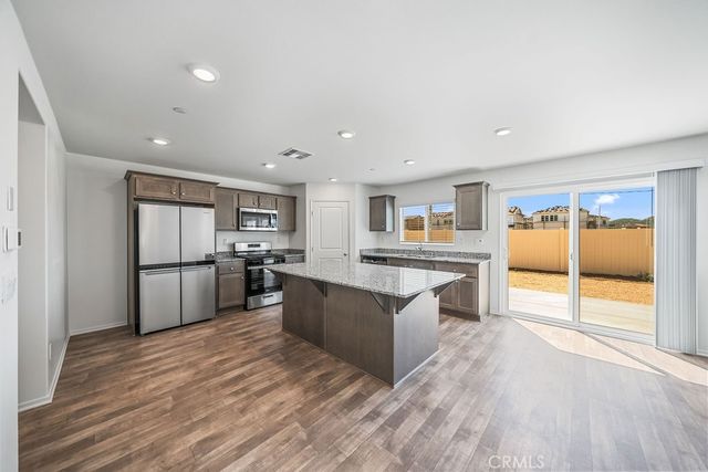 30547 Operetta, Winchester, CA 92596