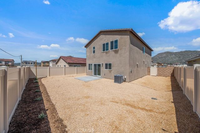 30547 Operetta, Winchester, CA 92596
