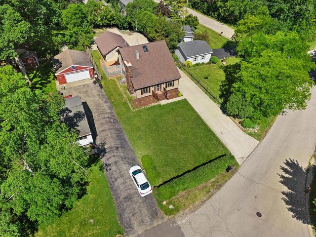 12806 228th AVENUE, Bristol, WI 53104