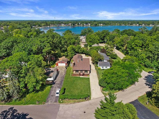 12806 228th AVENUE, Bristol, WI 53104