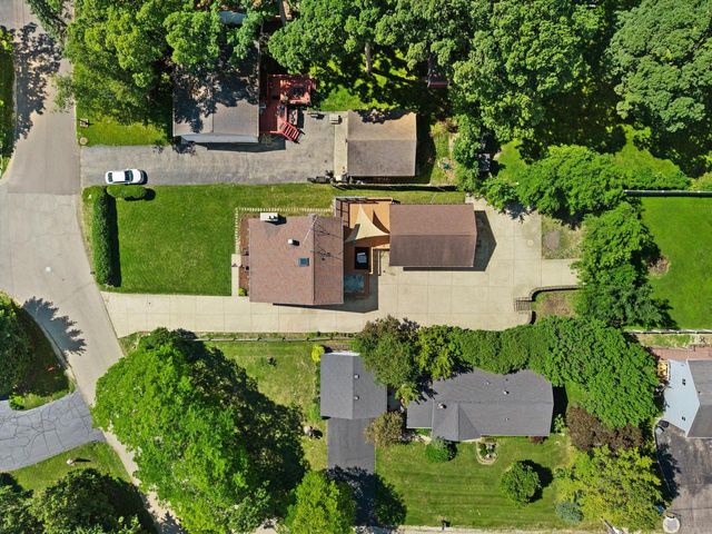 12806 228th AVENUE, Bristol, WI 53104
