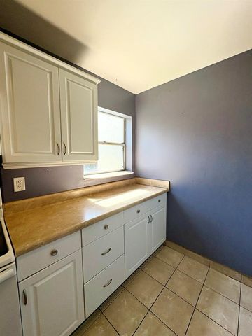 2915 SW 22nd Avenue 201, Delray Beach, FL 33445