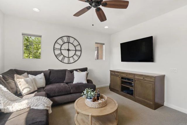 15624 BELTAIRE LANE, San Diego, CA 92127