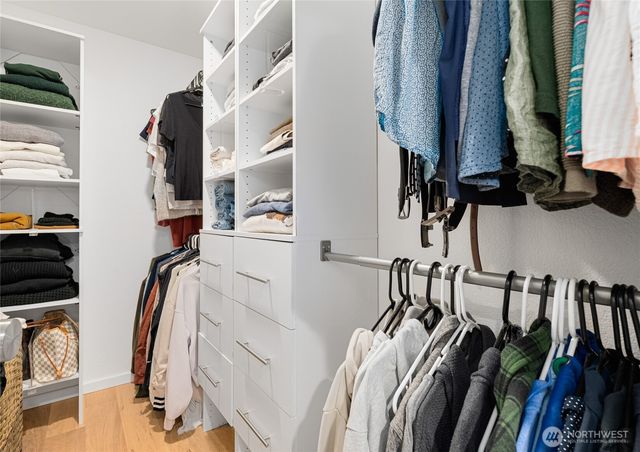 17628 252nd Avenue SE, Maple Valley, WA 98038