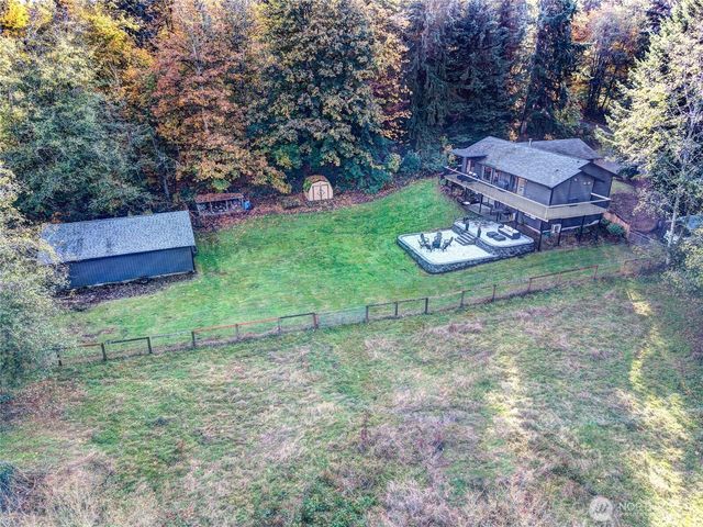 17628 252nd Avenue SE, Maple Valley, WA 98038