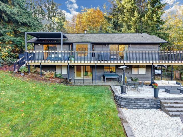 17628 252nd Avenue SE, Maple Valley, WA 98038