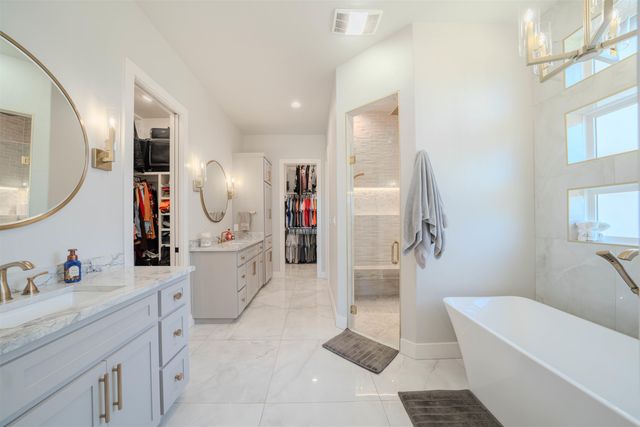 3918 HIDDEN HILLS, Longview, TX 75605