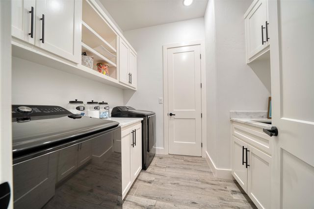 3918 HIDDEN HILLS, Longview, TX 75605