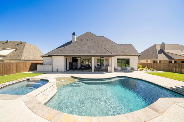 3918 HIDDEN HILLS, Longview, TX 75605