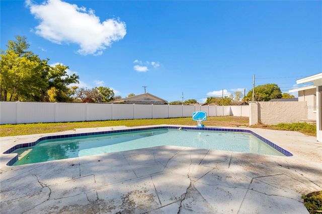 601 DEWOLF ROAD, Brandon, FL 33511