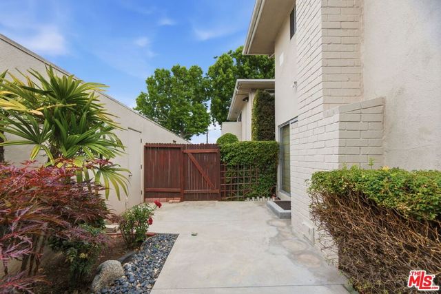 18329 Van Ness Avenue, Torrance, CA 90504