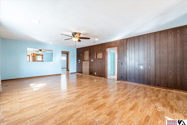 25142 230th Street, Underwood, IA 51576