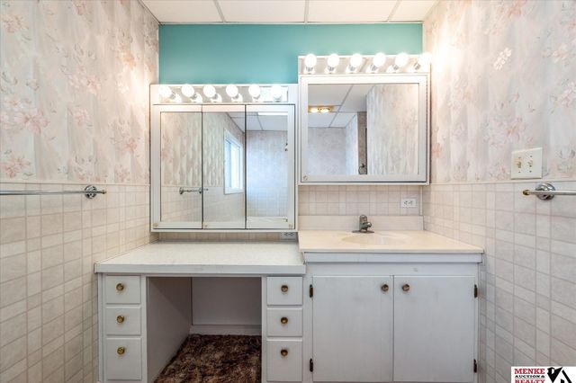 25142 230th Street, Underwood, IA 51576