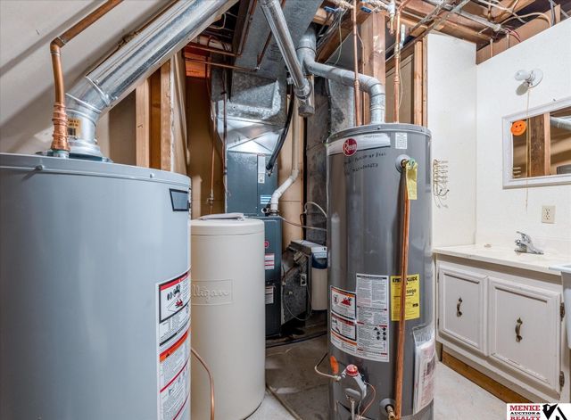 25142 230th Street, Underwood, IA 51576