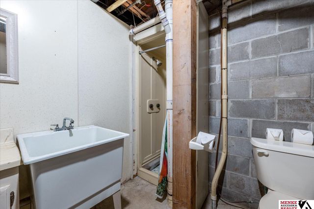 25142 230th Street, Underwood, IA 51576