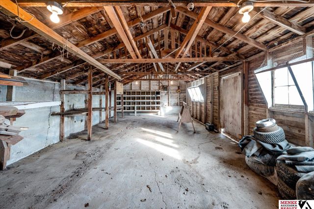 25142 230th Street, Underwood, IA 51576