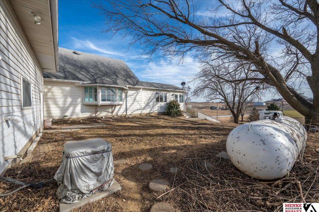 25142 230th Street, Underwood, IA 51576