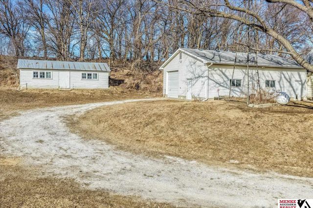 25142 230th Street, Underwood, IA 51576