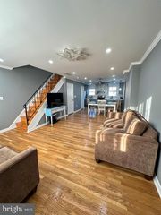 4625 STRAHLE ST, Philadelphia, PA 19136