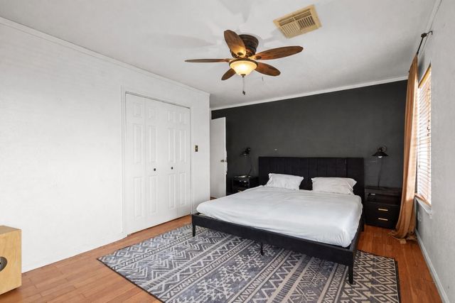 436 Pompano Street, Bayou Vista, TX 77563