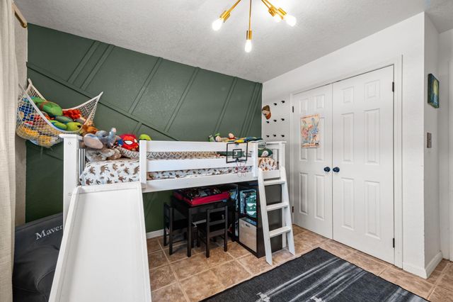 436 Pompano Street, Bayou Vista, TX 77563