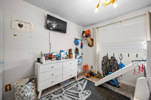 436 Pompano Street, Bayou Vista, TX 77563