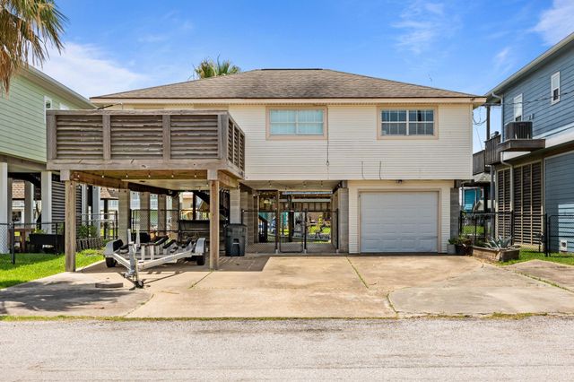 436 Pompano Street, Bayou Vista, TX 77563