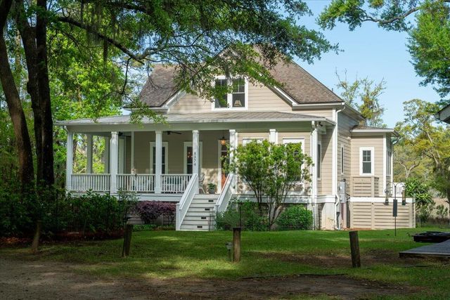 8374 Chisolm Plantation Road, Edisto Island, SC 29438