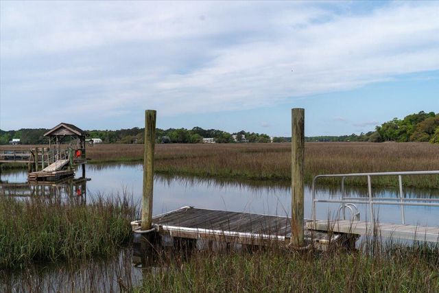 8374 Chisolm Plantation Road, Edisto Island, SC 29438