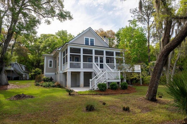 8374 Chisolm Plantation Road, Edisto Island, SC 29438