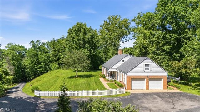 1100 46th Street, Vienna, WV 26105