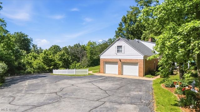 1100 46th Street, Vienna, WV 26105