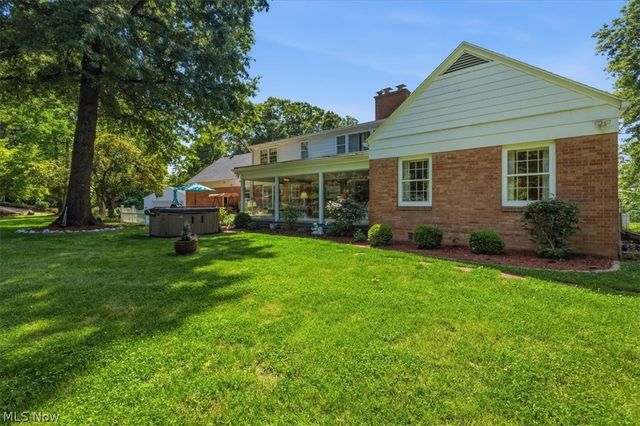 1100 46th Street, Vienna, WV 26105
