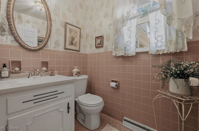 1100 46th Street, Vienna, WV 26105