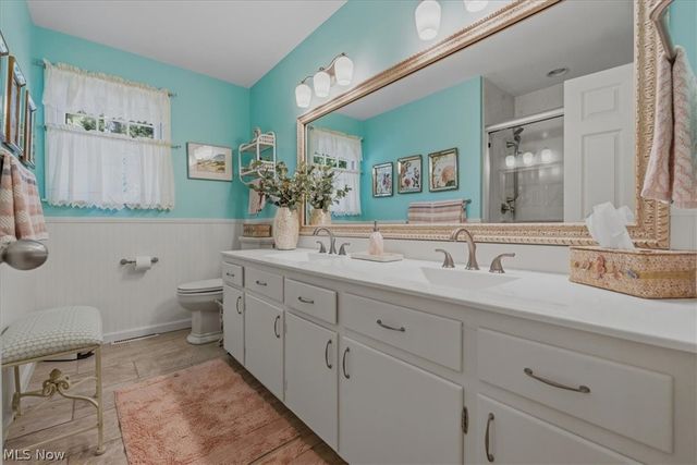 1100 46th Street, Vienna, WV 26105