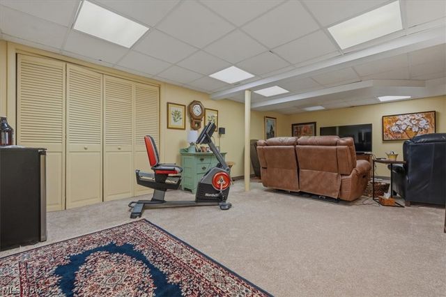 1100 46th Street, Vienna, WV 26105