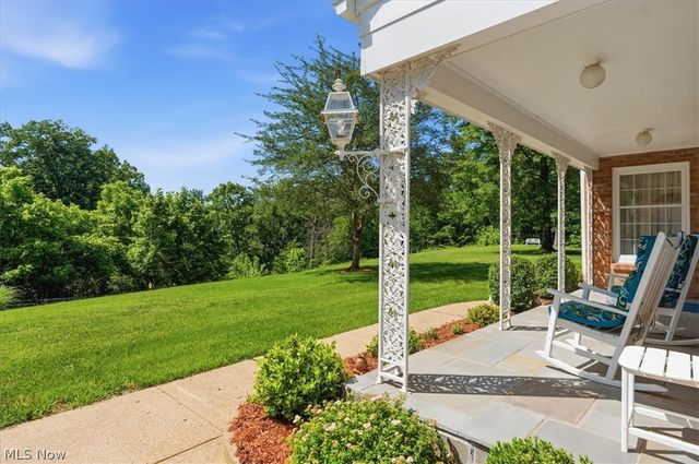1100 46th Street, Vienna, WV 26105