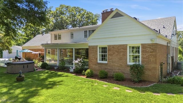 1100 46th Street, Vienna, WV 26105