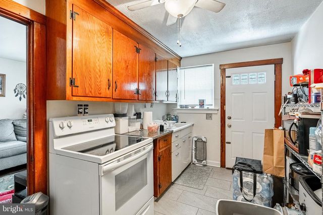 1305-1307 E RIDGE PIKE, Plymouth Meeting, PA 19462