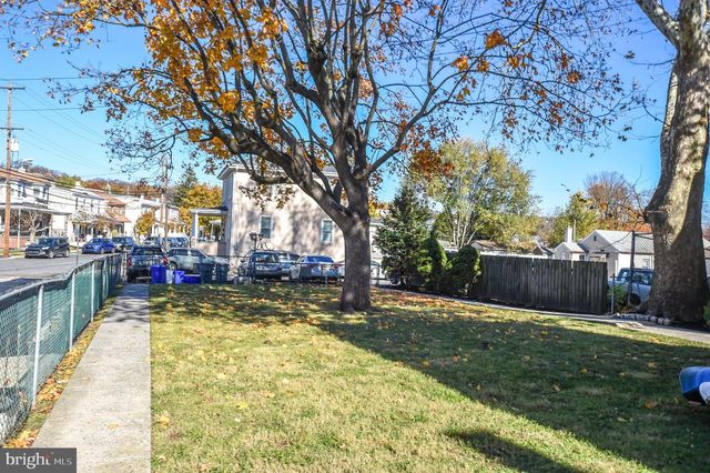 1305-1307 E RIDGE PIKE, Plymouth Meeting, PA 19462