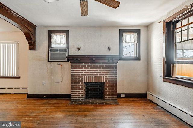 1305-1307 E RIDGE PIKE, Plymouth Meeting, PA 19462