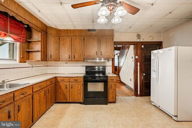 1305-1307 E RIDGE PIKE, Plymouth Meeting, PA 19462