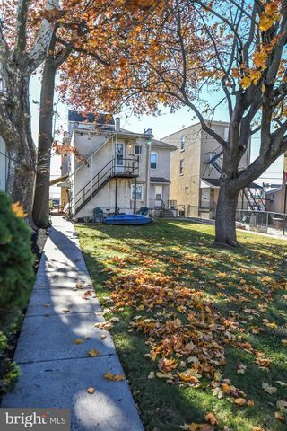 1305-1307 E RIDGE PIKE, Plymouth Meeting, PA 19462